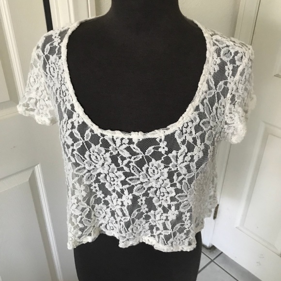 American Rag Tops - American Rag Lace Boho Style crop top American Rag Tops - American Rag Lace Boho Style crop top